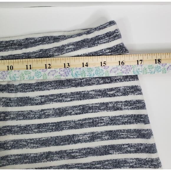 Dakini Skirt Size Large Gray White Striped Pull-On Drawstring Womens - Picture 2 of 10